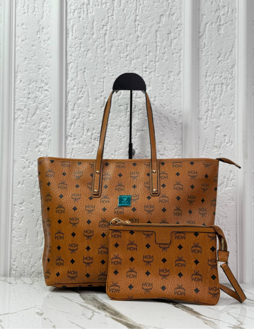 Mcm shopper zip bag 50x30