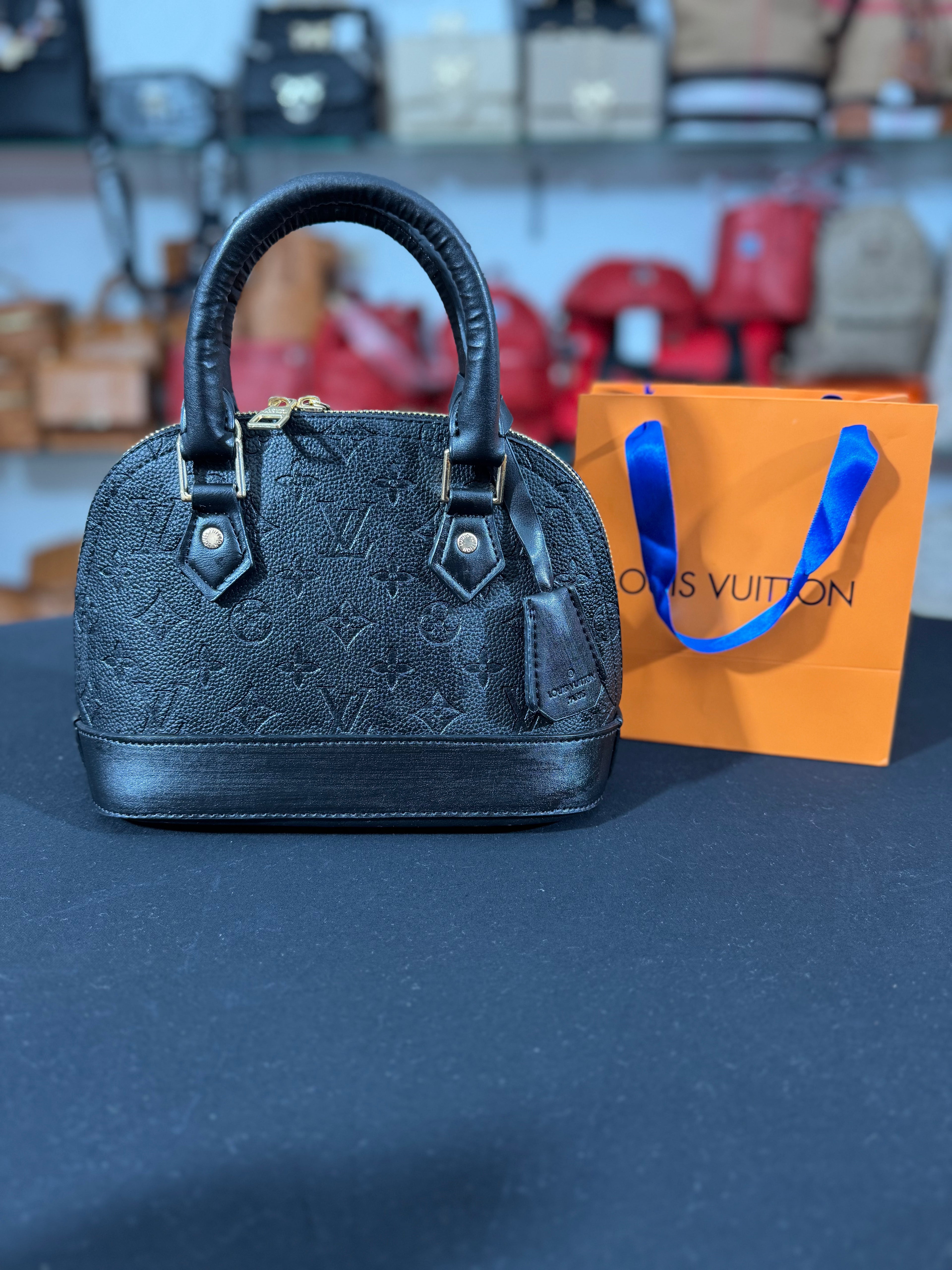 Louis Vuitton Alma 25x20