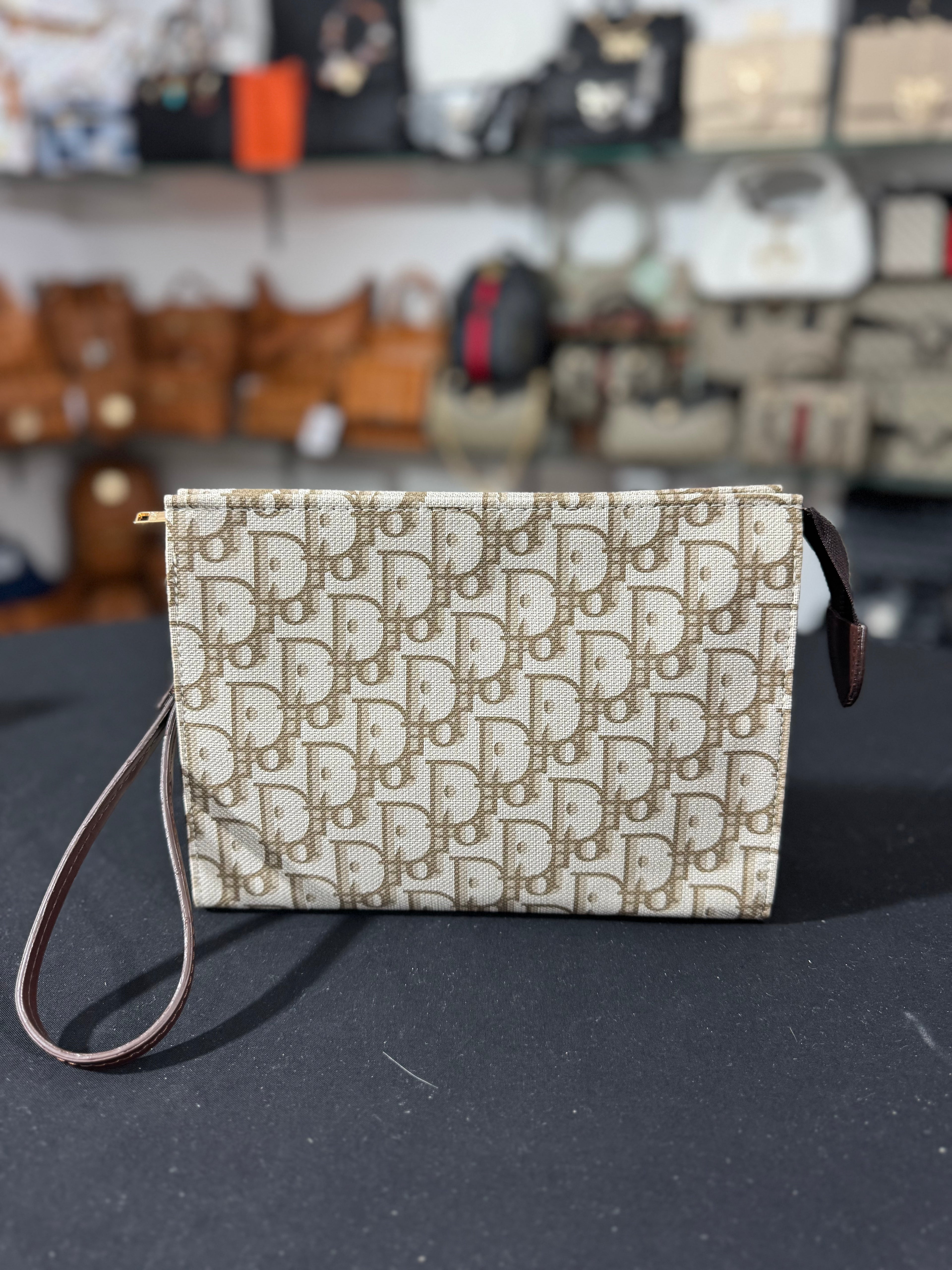 Dior envelope beige 26x19