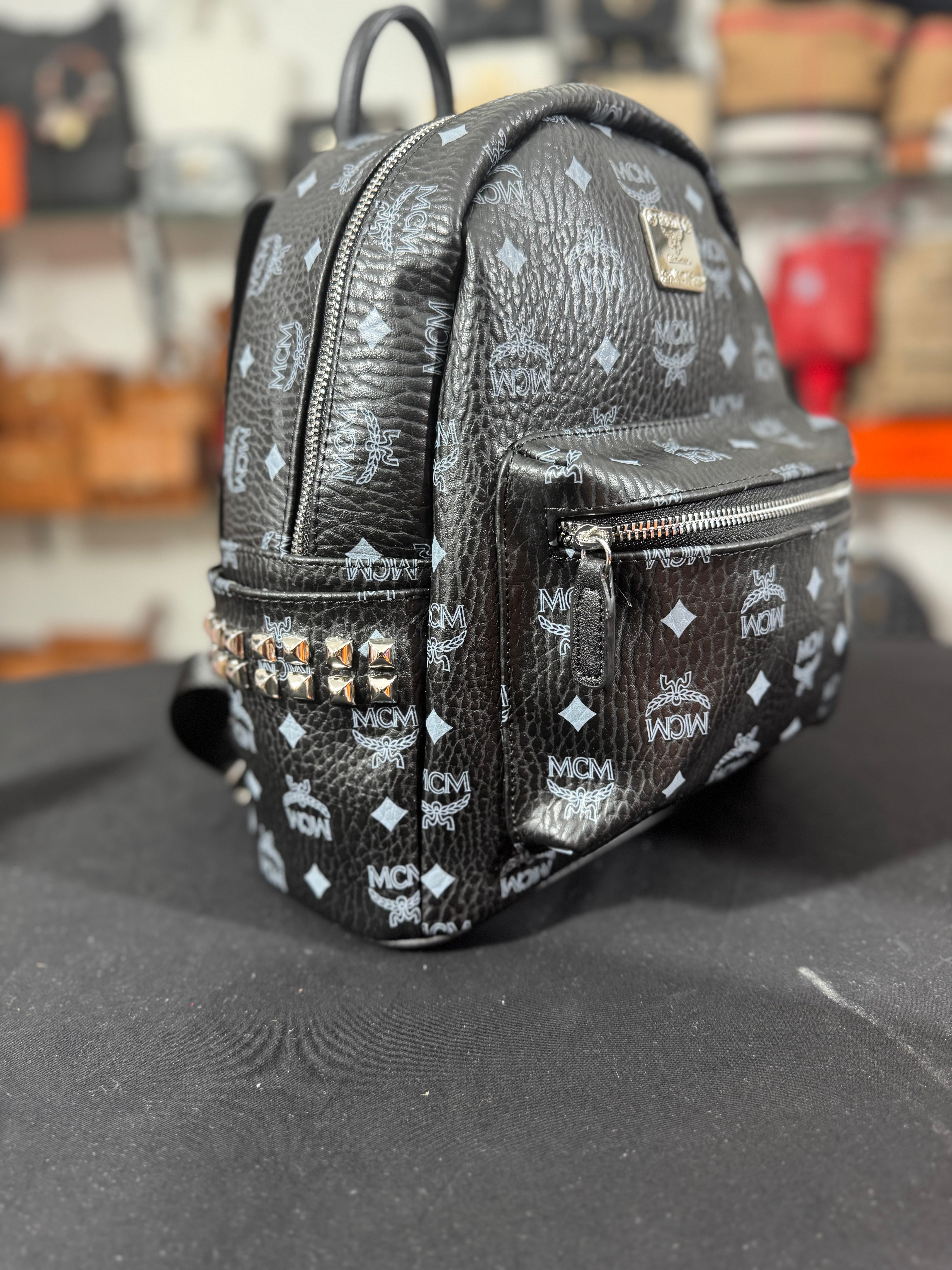 Backpack medium Mcm black 30x25