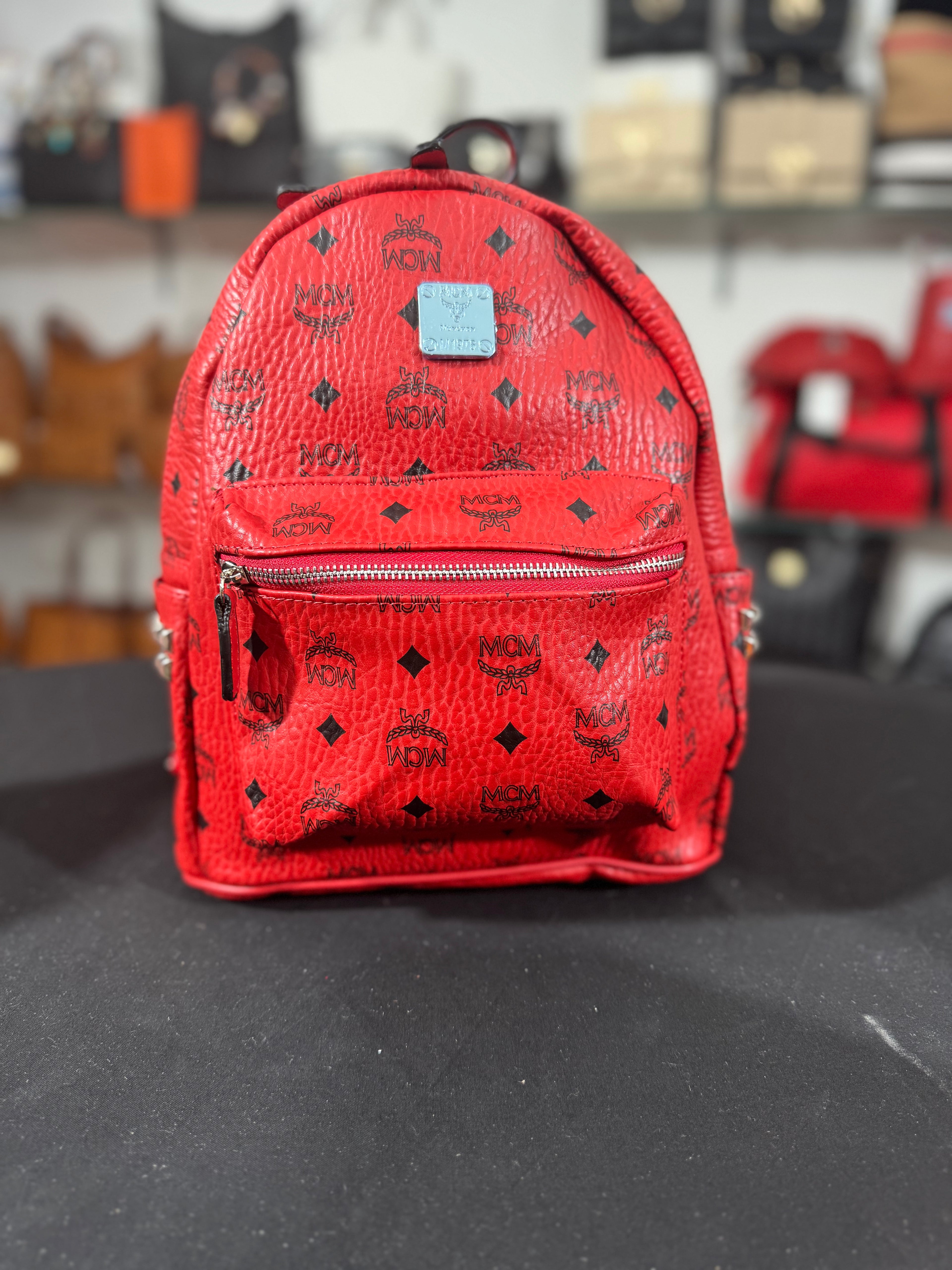 Backpack medium mcm red 30x25