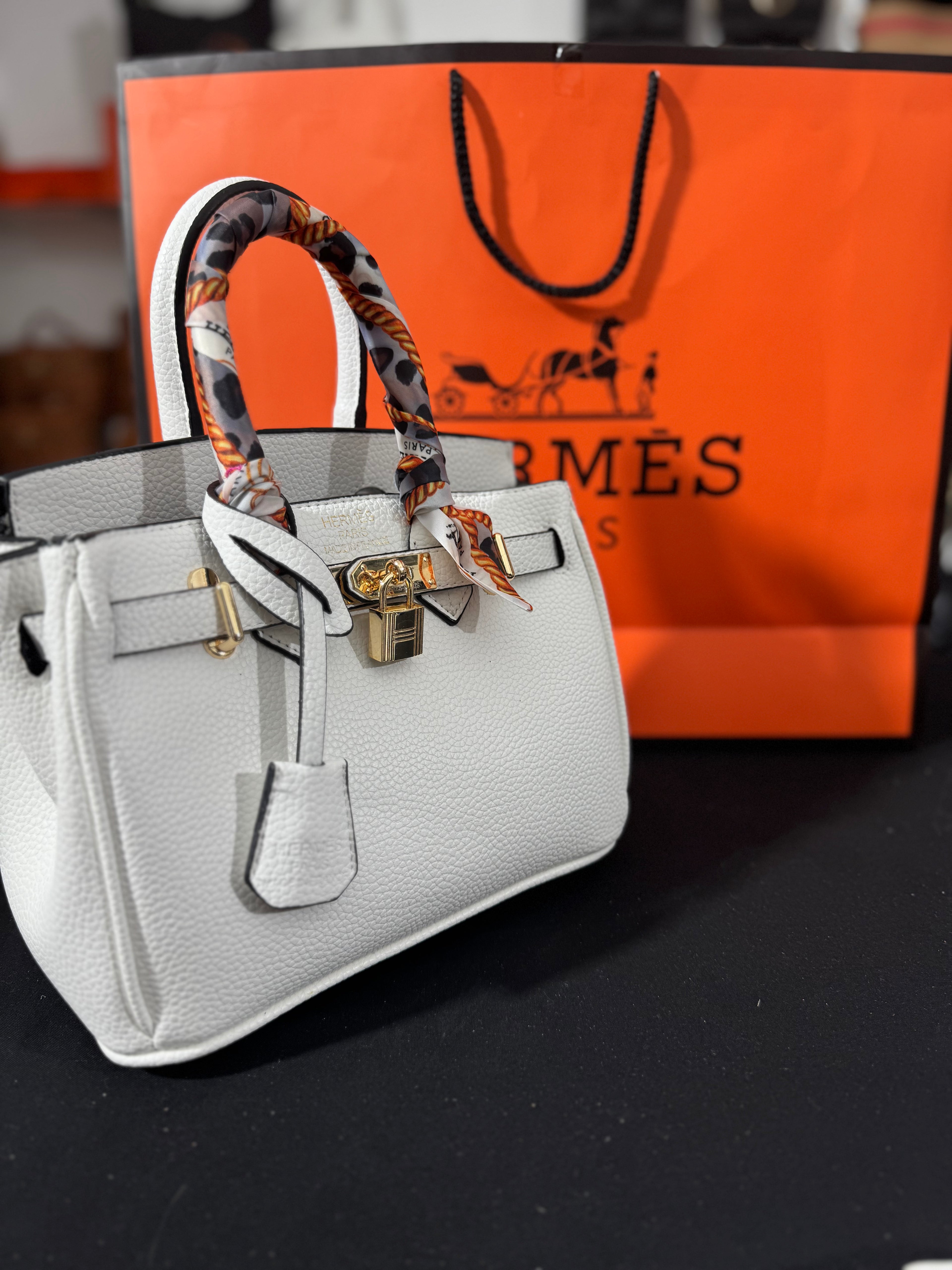 Hermes birkin white 24x17
