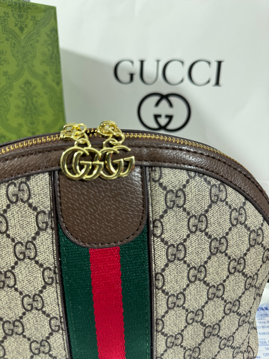 Cucci small shoulder bag brown 24x20x8