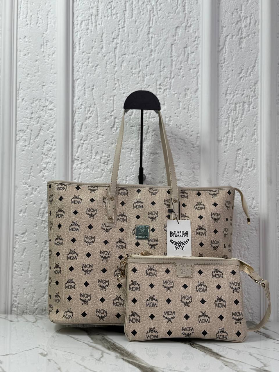Mcm shopper zip bag 50x30