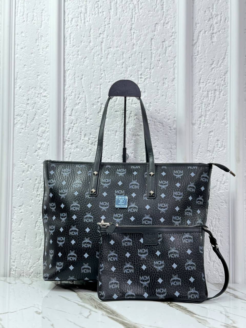 Mcm shopper zip bag 50x30