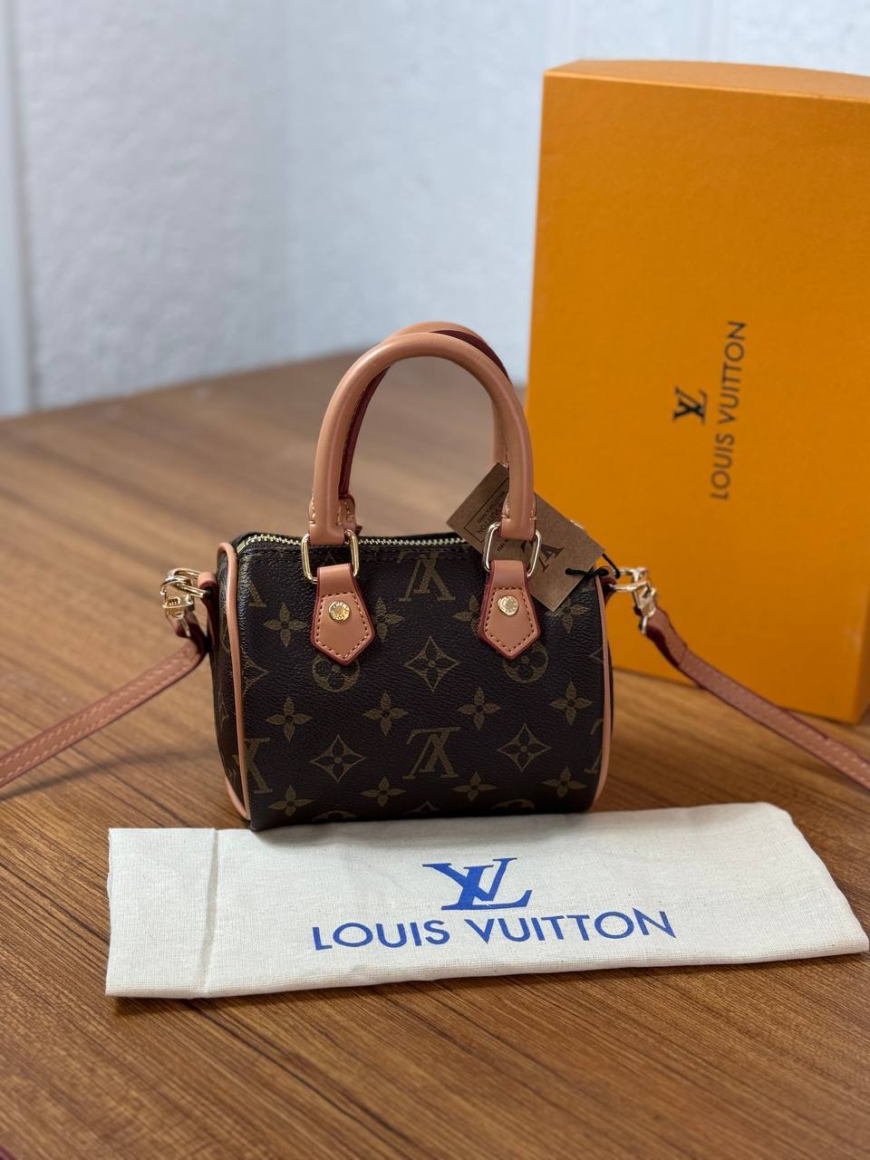 Louis Vuitton speedy nano 16x12
