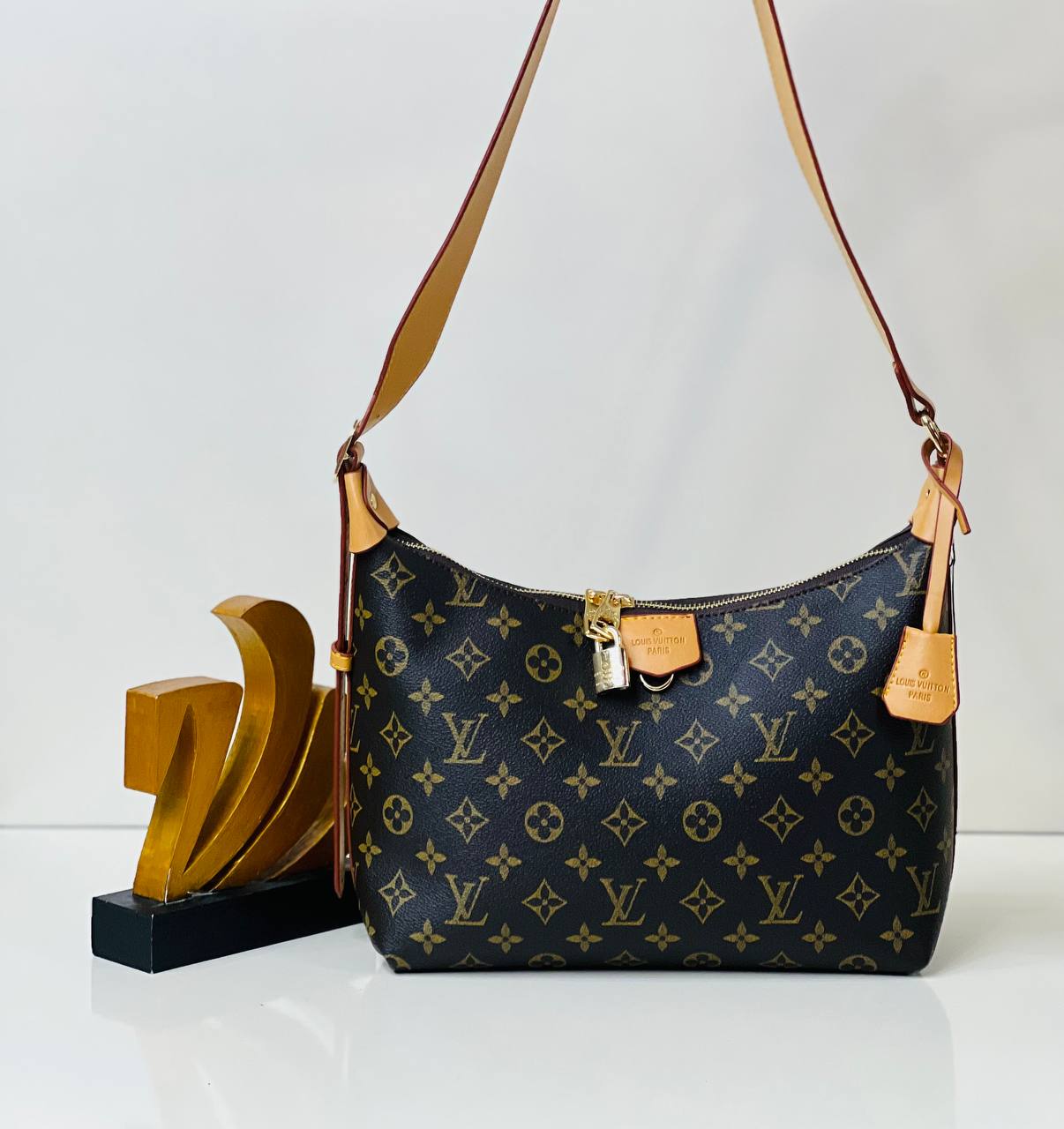 Louis Vuitton slouchy big handle 27x25