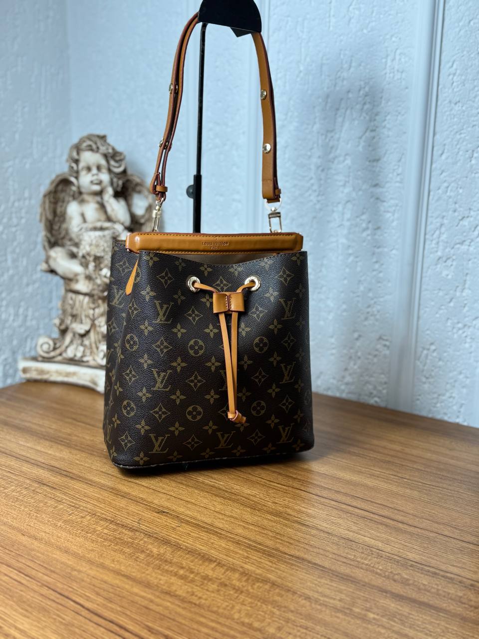 Louis Vuitton neonoe monogram 26x27