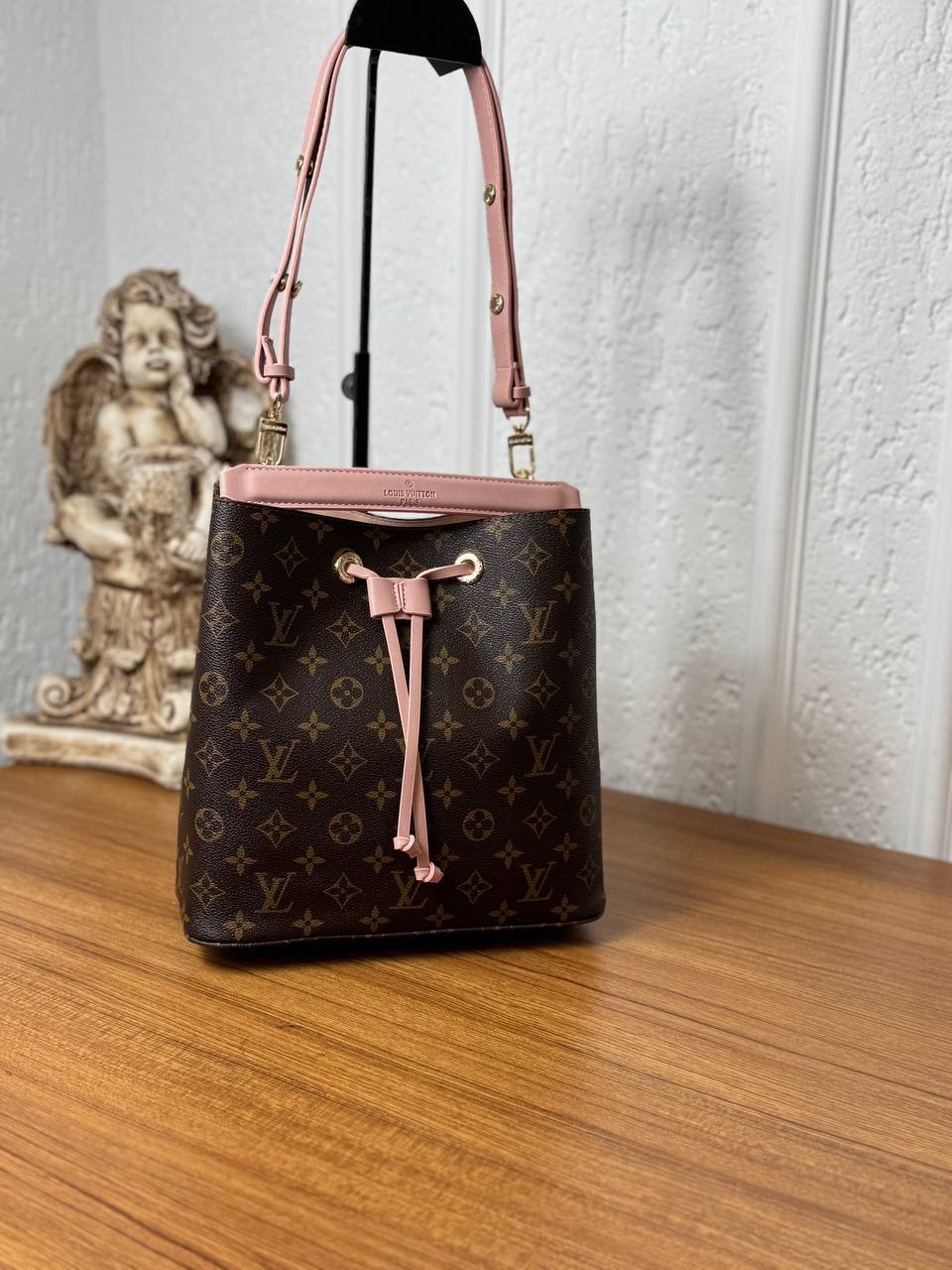 Louis Vuitton neonoe monogram pink 26x26